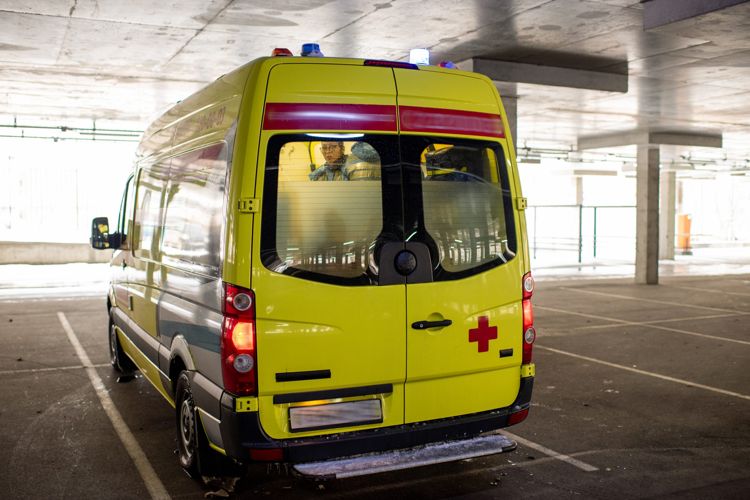 ambulance car with brigade of paramedics inside mo 2023 11 27 05 37 09 utc scaled